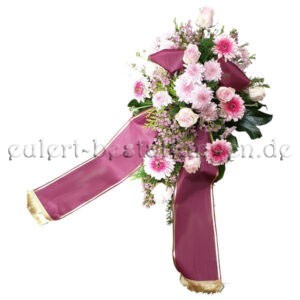 Feminines Trauergesteck in Pink und Rosa mit Trauerschleife